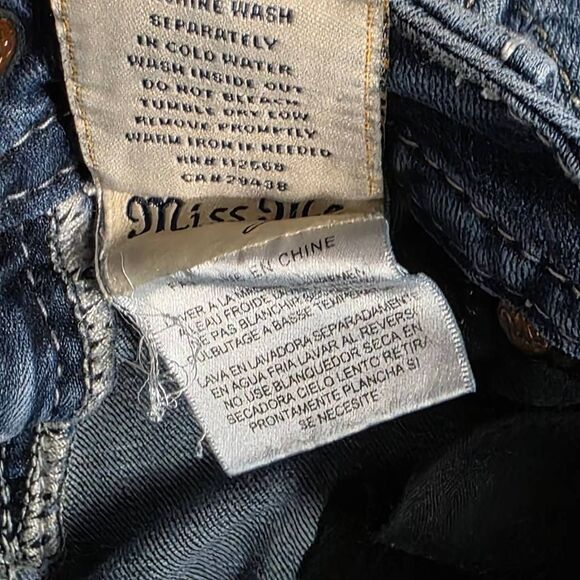 Miss Me Signature Skinny Jeans 24 Rhinestone Flap Pockets - Picture 8 of 11